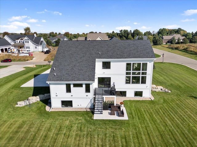 6629 Morning Dew Lane, Sun Prairie, WI 53590