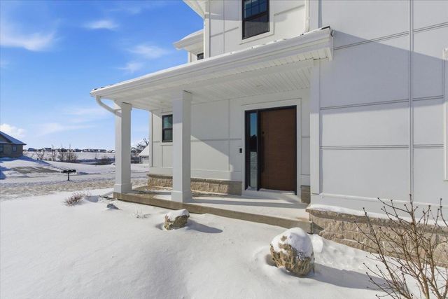 6629 Morning Dew Lane, Sun Prairie, WI 53590