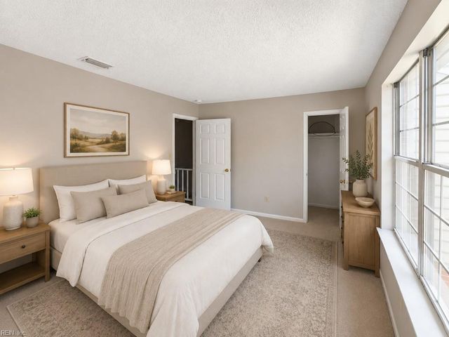 917 Spinnaker CT, Chesapeake, VA 23320