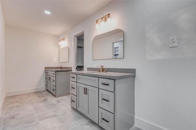 475 County Road 3183, Cleveland, TX 77327