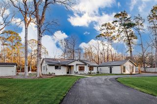 475 County Road 3183, Cleveland, TX 77327