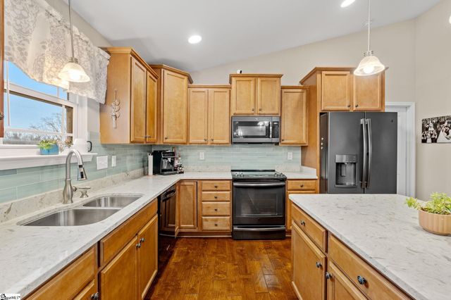 35 Lyman Lake Road, Lyman, SC 29365