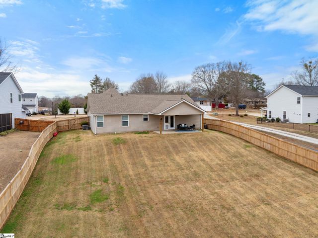 35 Lyman Lake Road, Lyman, SC 29365