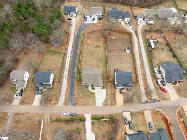 35 Lyman Lake Road, Lyman, SC 29365