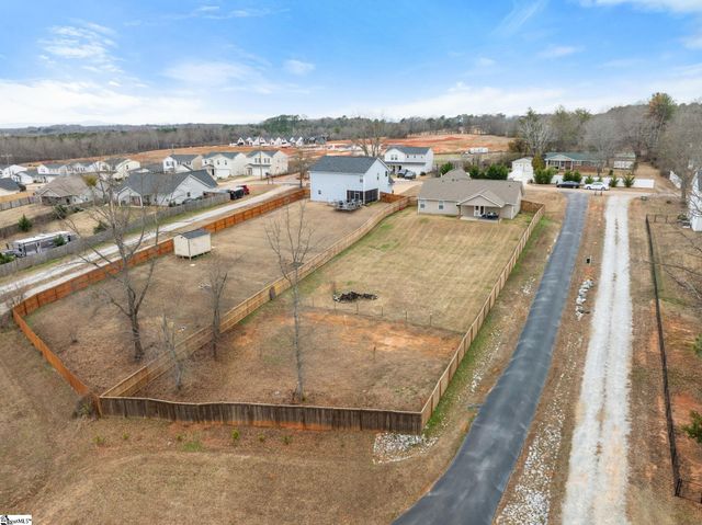 35 Lyman Lake Road, Lyman, SC 29365