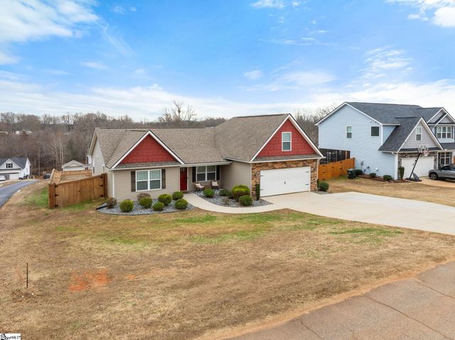 35 Lyman Lake Road, Lyman, SC 29365