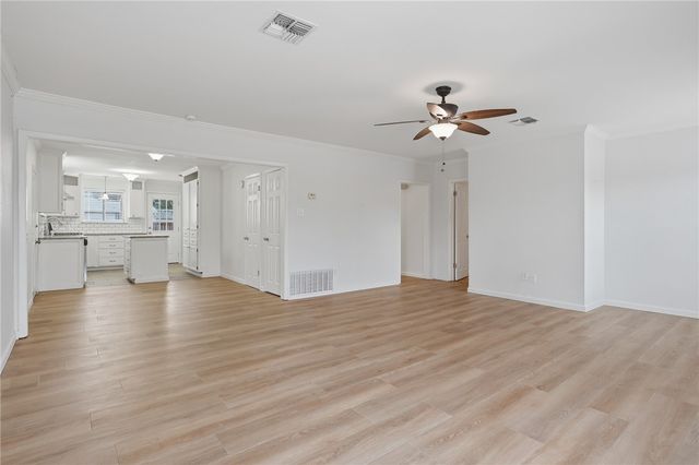 307 Paloma St, Corpus Christi, TX 78412