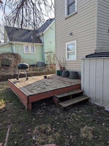 907 2nd Avenue NW, Faribault, MN 55021