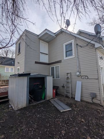 907 2nd Avenue NW, Faribault, MN 55021