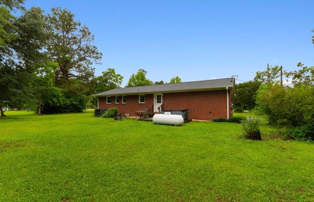 2240 Little Lamb Rd., Conway, SC 29527