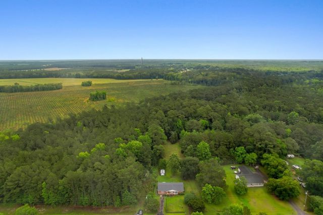 2240 Little Lamb Rd., Conway, SC 29527