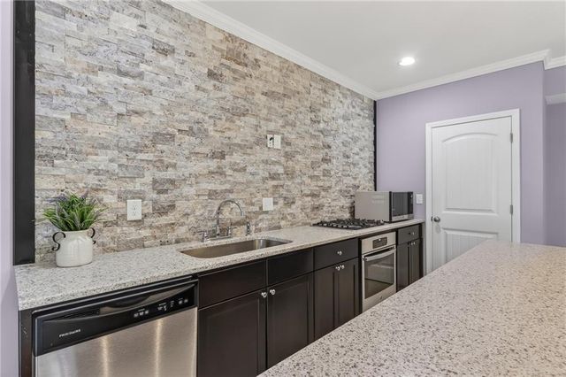 1510 Eaglerock Drive, Suwanee, GA 30024
