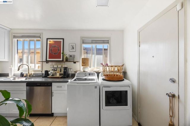 1687 70Th Ave, Oakland, CA 94621