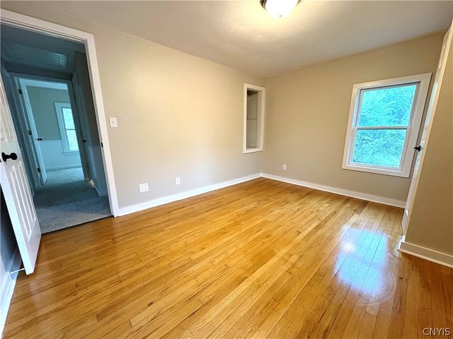 19 Silver Avenue, Auburn, NY 13021