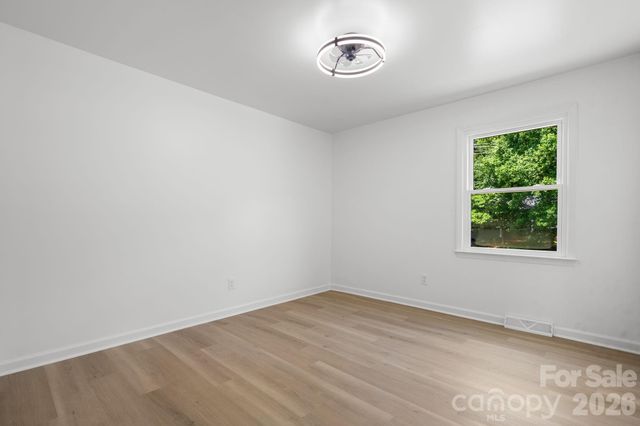 602 Sharon Drive, Statesville, NC 28625
