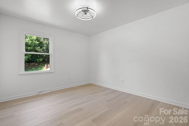 602 Sharon Drive, Statesville, NC 28625