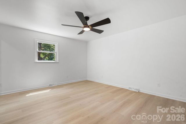 602 Sharon Drive, Statesville, NC 28625