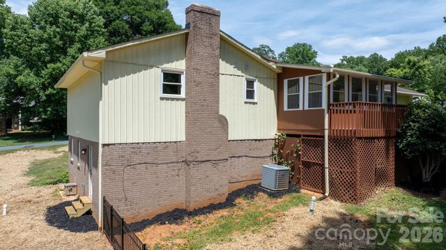 602 Sharon Drive, Statesville, NC 28625