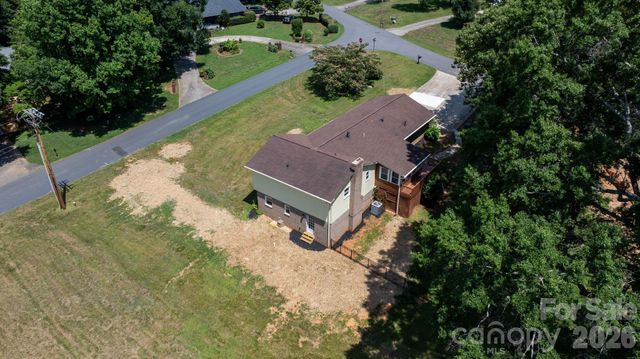 602 Sharon Drive, Statesville, NC 28625