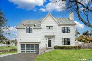 40 Richmondville Avenue, Westport, CT 06880