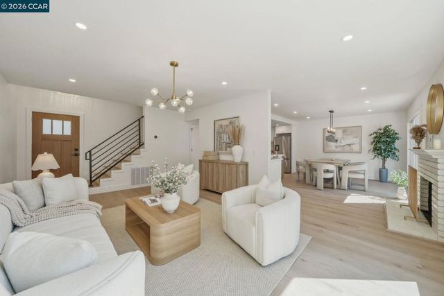 2790 Marsh Dr, San Ramon, CA 94583