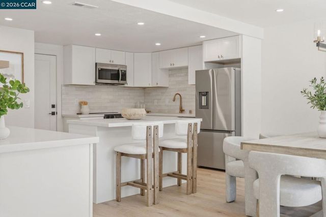 2790 Marsh Dr, San Ramon, CA 94583