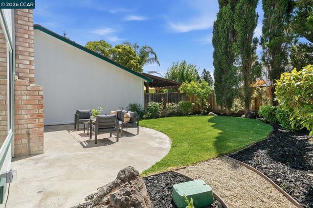 2790 Marsh Dr, San Ramon, CA 94583
