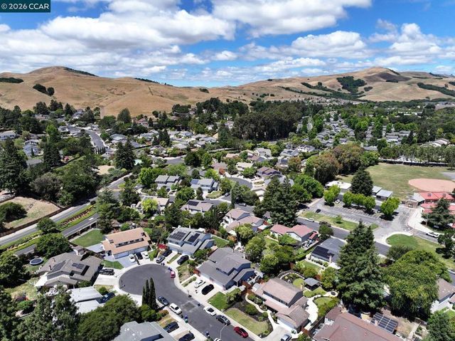 2790 Marsh Dr, San Ramon, CA 94583