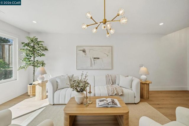 2790 Marsh Dr, San Ramon, CA 94583