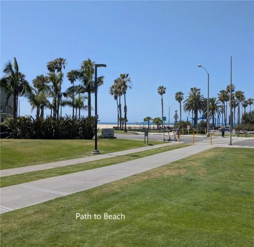 2910 Neilson Way 208, Santa Monica, CA 90405