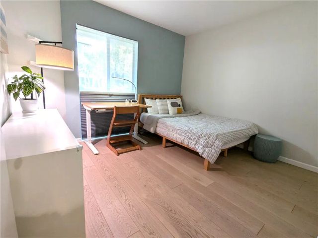 2910 Neilson Way 208, Santa Monica, CA 90405