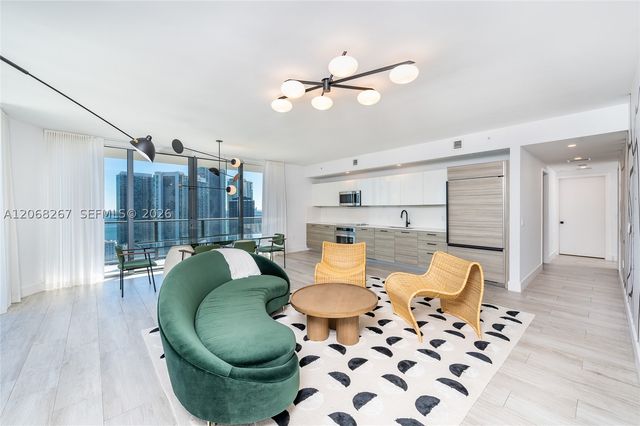 121 NE 34th St 3008, Miami, FL 33137