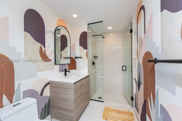 121 NE 34th St 3008, Miami, FL 33137