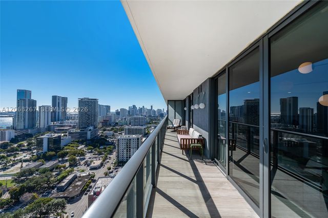 121 NE 34th St 3008, Miami, FL 33137