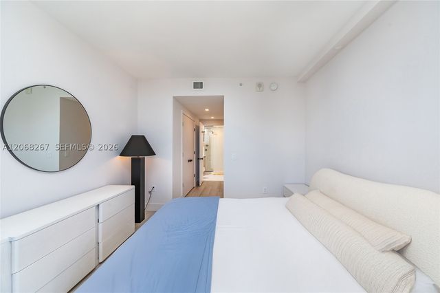 121 NE 34th St 3008, Miami, FL 33137