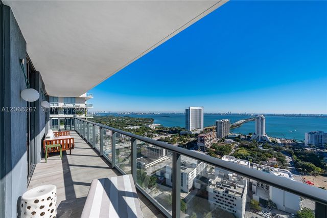121 NE 34th St 3008, Miami, FL 33137