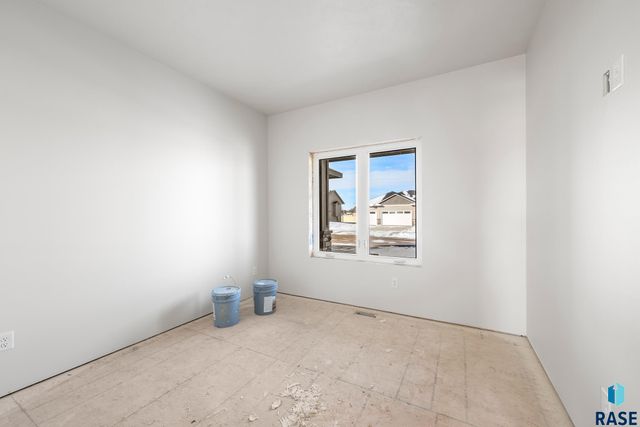 215 E 8th St Street, Tea, SD 57064