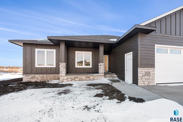 215 E 8th St Street, Tea, SD 57064