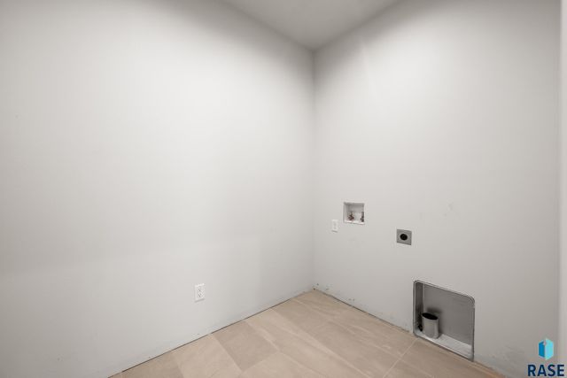 215 E 8th St Street, Tea, SD 57064