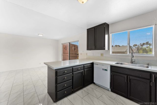 2018 Hawkins Way, Spring Valley, CA 91977