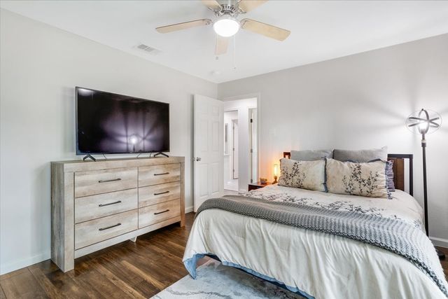2303 Stone Glen Lane, Carrollton, TX 75007