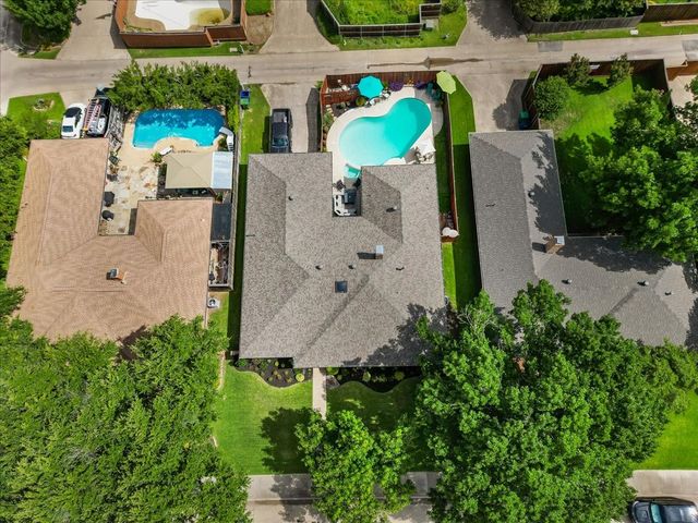 2303 Stone Glen Lane, Carrollton, TX 75007