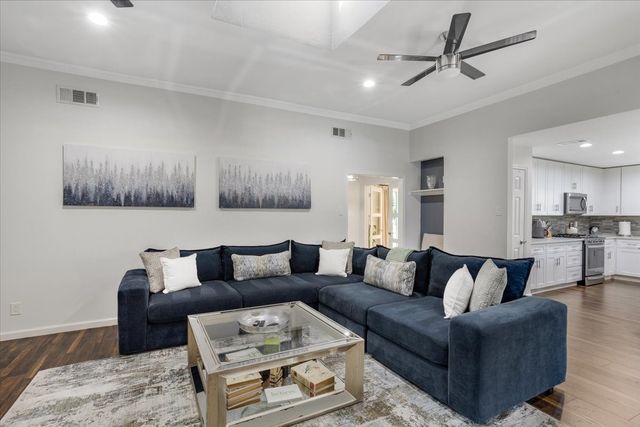2303 Stone Glen Lane, Carrollton, TX 75007