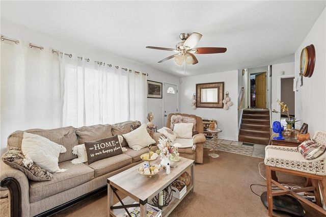 6000 E 95th Terrace, Kansas City, MO 64134