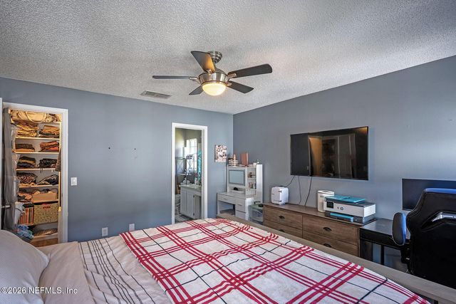 1712 WILDWOOD CREEK Lane, Jacksonville, FL 32246