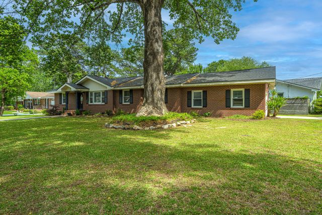 1400 W Lenevar Drive, Charleston, SC 29407