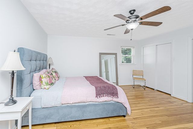 1400 W Lenevar Drive, Charleston, SC 29407