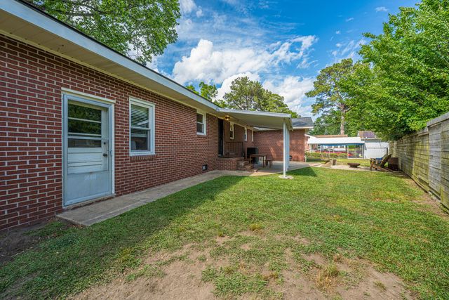 1400 W Lenevar Drive, Charleston, SC 29407
