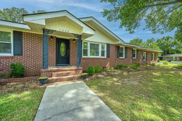 1400 W Lenevar Drive, Charleston, SC 29407
