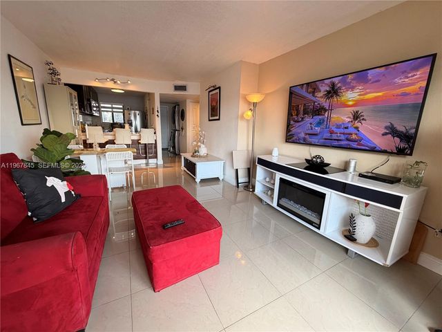 5701 W 28th Ave 5701, Hialeah, FL 33016